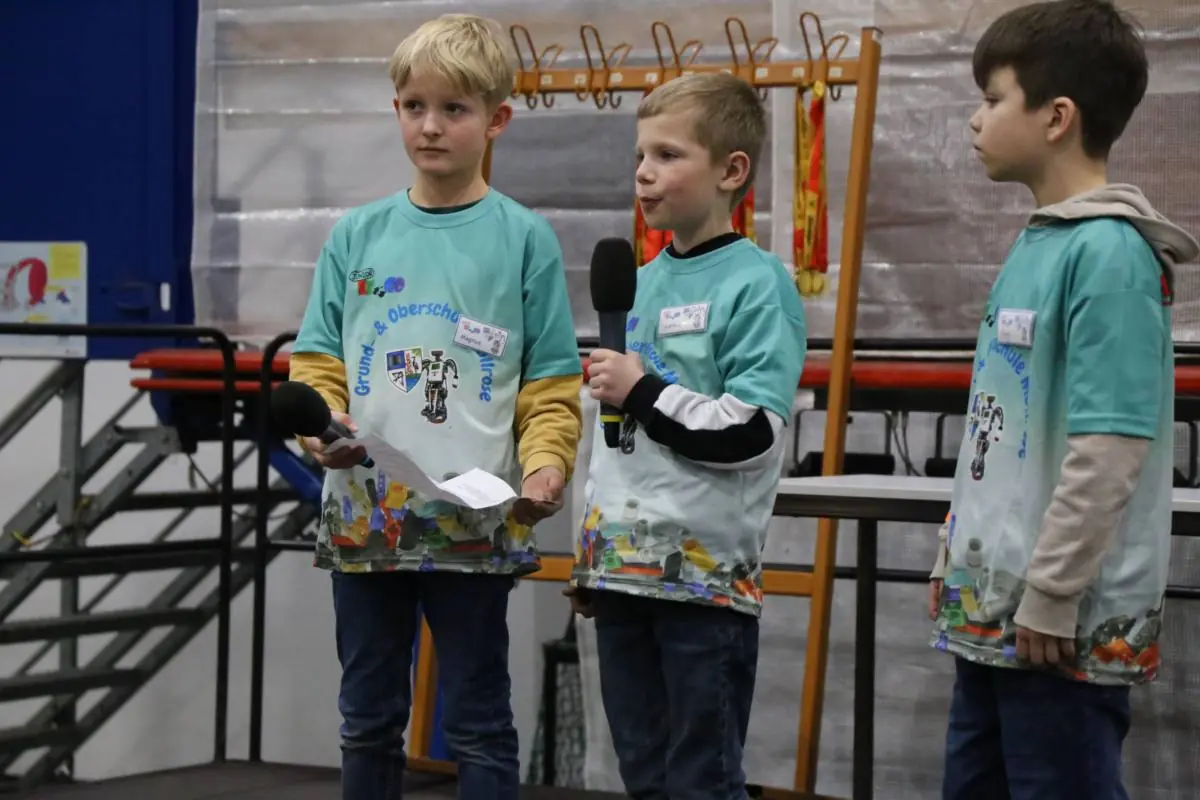 Children presenting their project on stage