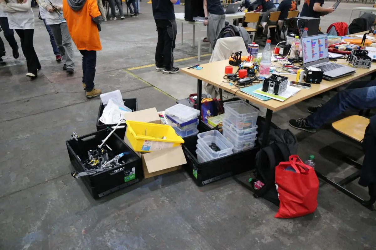 Team work area and material at the LEGO competition
